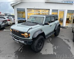 FORD BRONCO RAPTOR.jpg