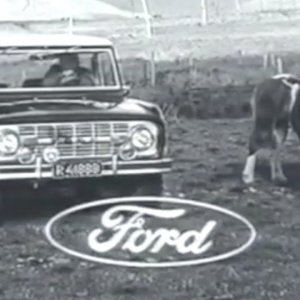 Gömul Ford Bronco auglýsing