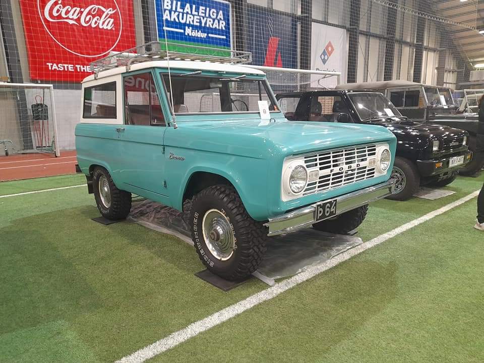 Þ64