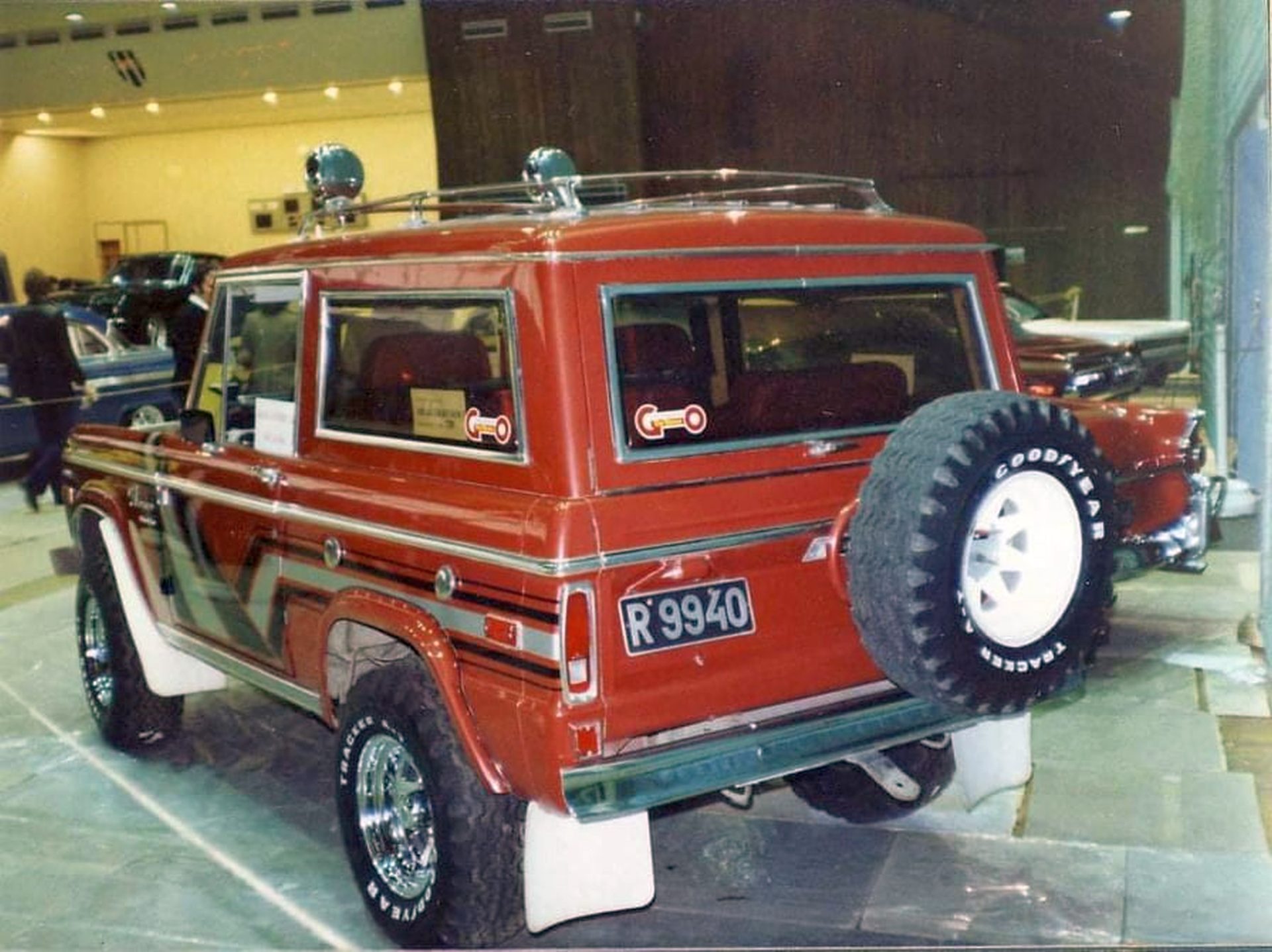 R9940