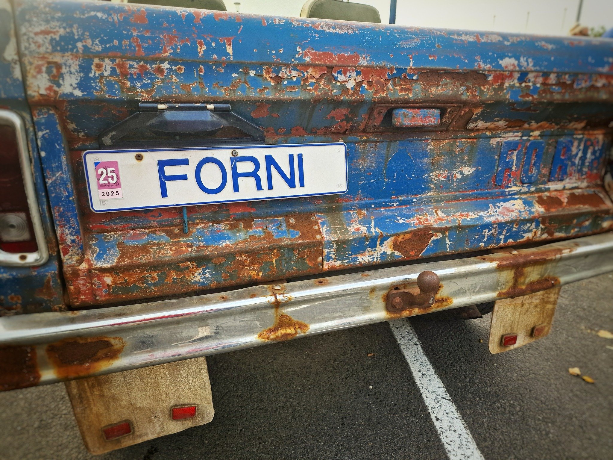 Forni