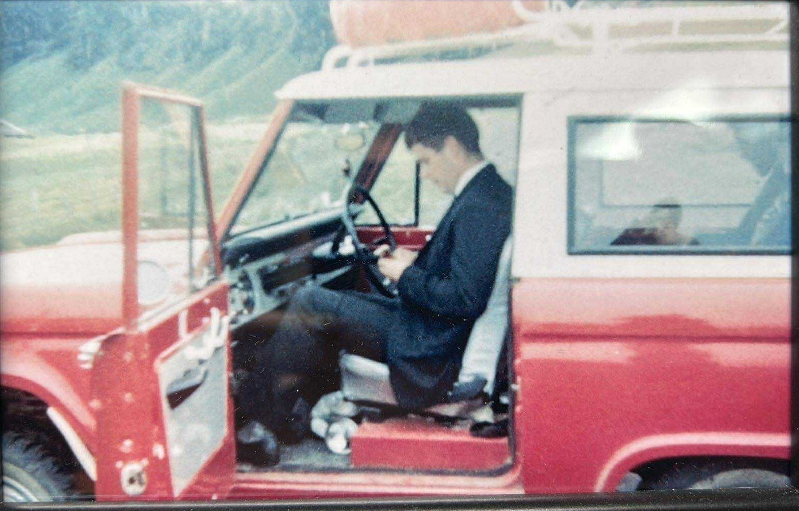 R6793