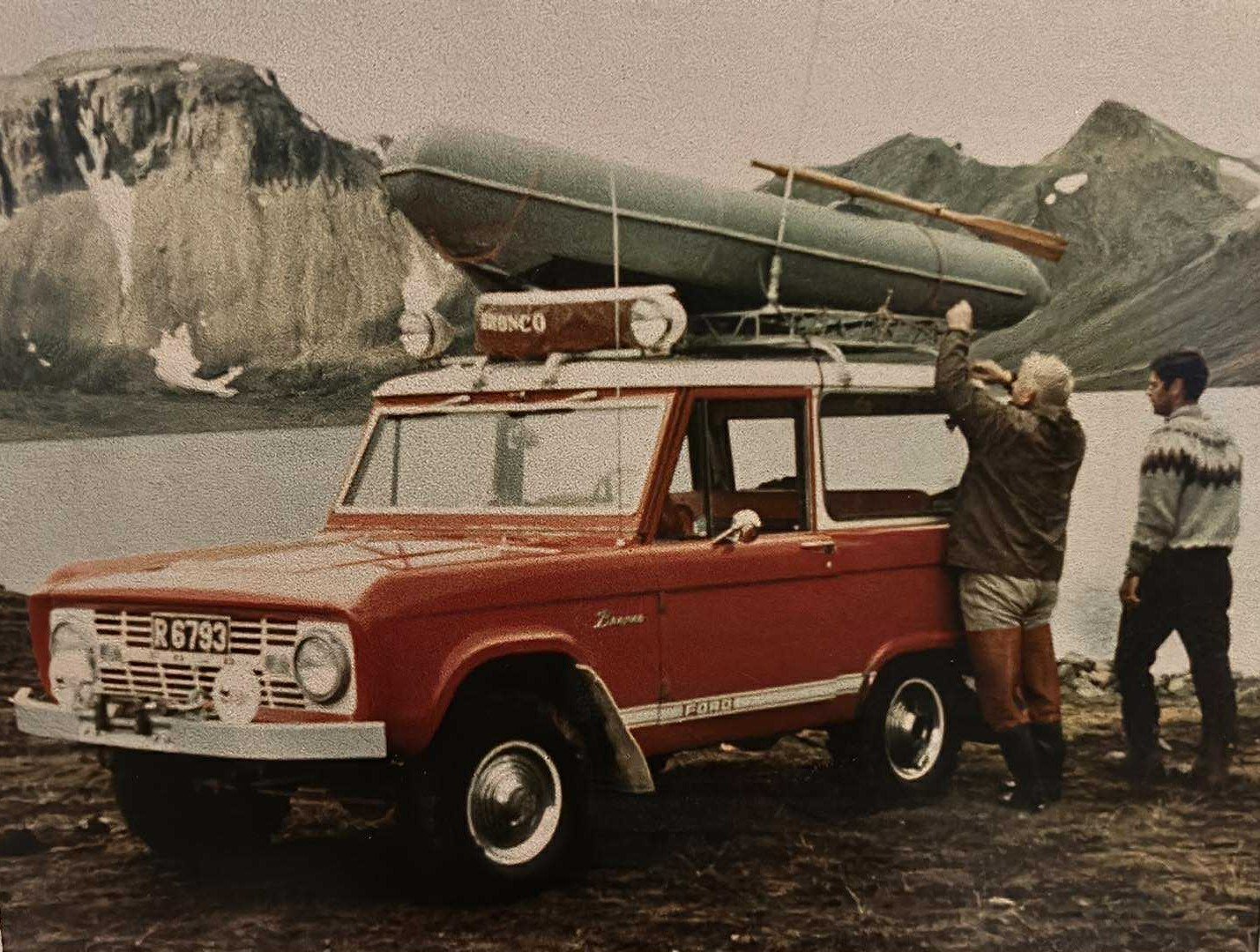 R6793